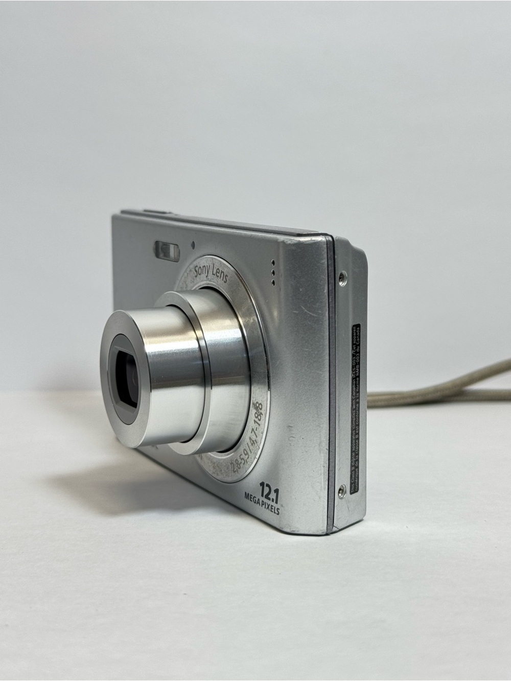 Sony Cyber-shot DSC-W510 12.1MP Digital Camera - Silver - Picture 2 of 9